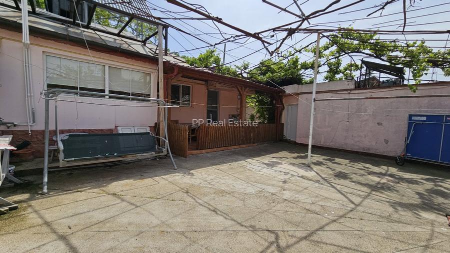 Faleza Nord - strada Unirii - teren 986 mp + casa (langa Scoala Colibri) - 12