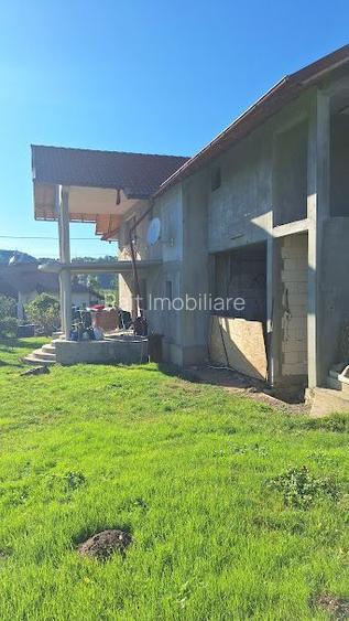 Casa de Vanzare Corbeni- Oestii- Arges - 31