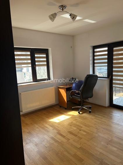 Vilă P+1 4 camere Teren 300 mp  Bragadiru – Strada Safirului - 30