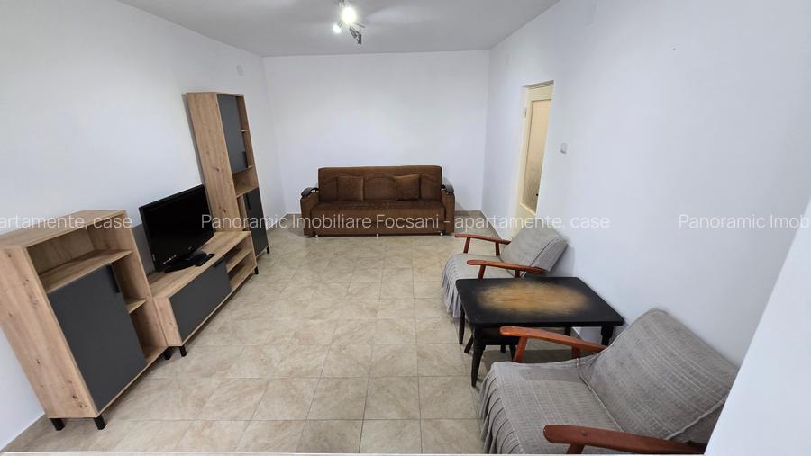 Apartament de vanzare  2 camere, renovat si mobilat complet,  central Focsani - 26