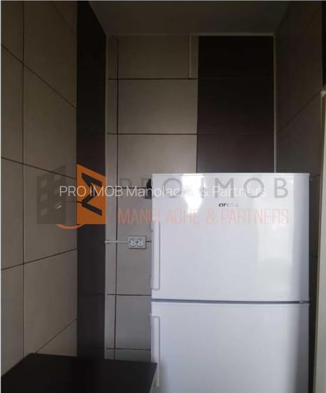 Apartament 2 camere cf 2 semidecomandat zonat Spiru Haret - 4