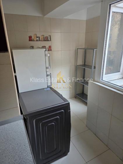 Garsonieră  în zona Piața Universității - 8