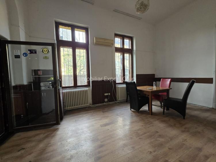 Zona Parcul Carol-Primaria sect. 5 Sp 151 mp curte 300 mp - 3