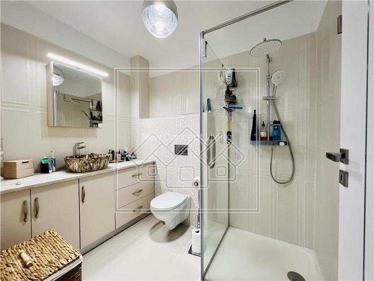 Casa de vanzare in Sibiu - la cheie - 4 camere, 3 bai, terasa - 8