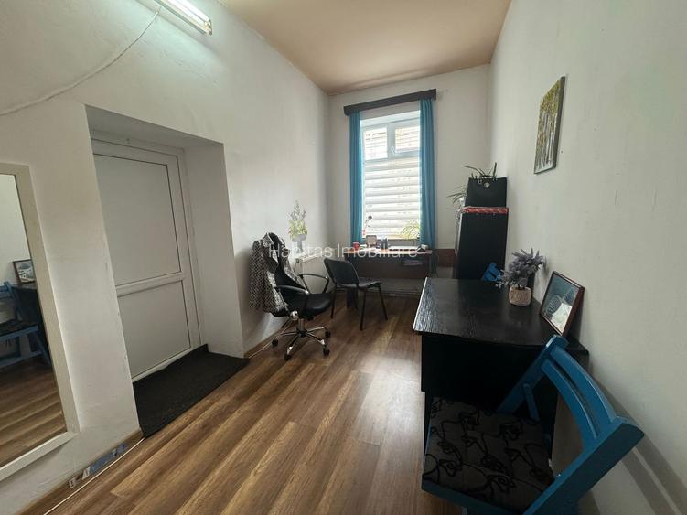 Apartament 2 camere 55mp- zona magazinului Central - 8