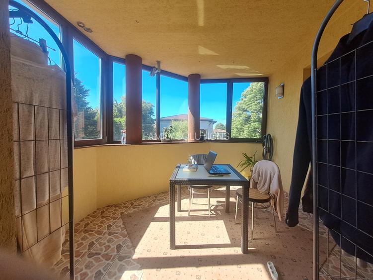 Casa individuala cu piscina. P+1+M. zona foarte buna - 26