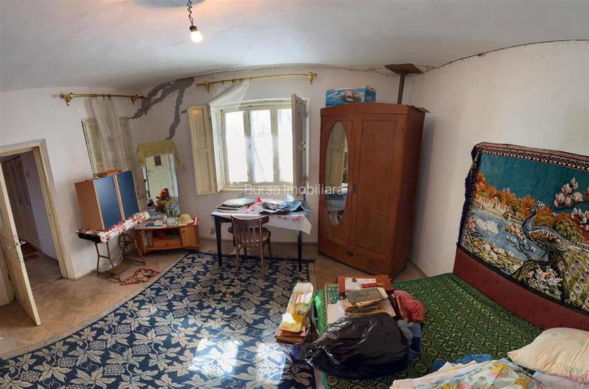 CASA CARAMIDA 5 CAMERE SI 5588MP INTRAVILAN , DESCHIDERE LA 2 STRAZI - 8