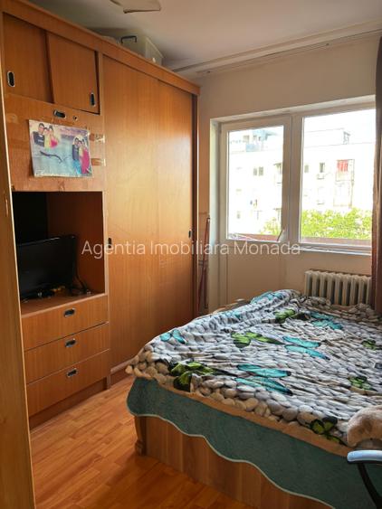 Apartament 3 camere Vanzare | Gorjului (2 minute de metrou) | An 1976 - 4