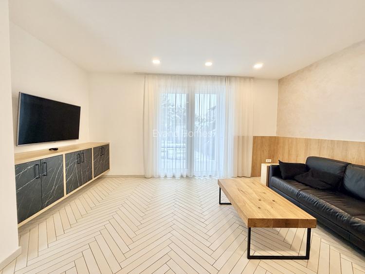 Penthouse pe 3 nivele- 112 mp utili si teren de 150 mp + terasa de 30 mp- Giroc - 2