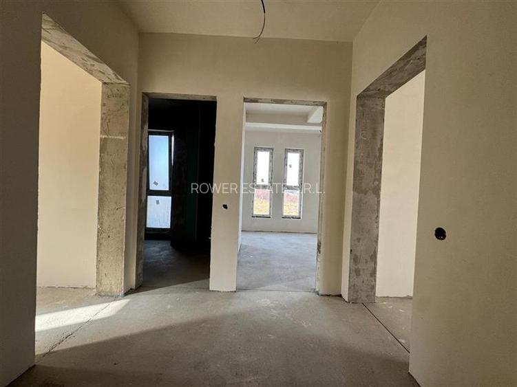 Casa Unifamiliala  Parter + Etaj , situata in Floresti! - 10