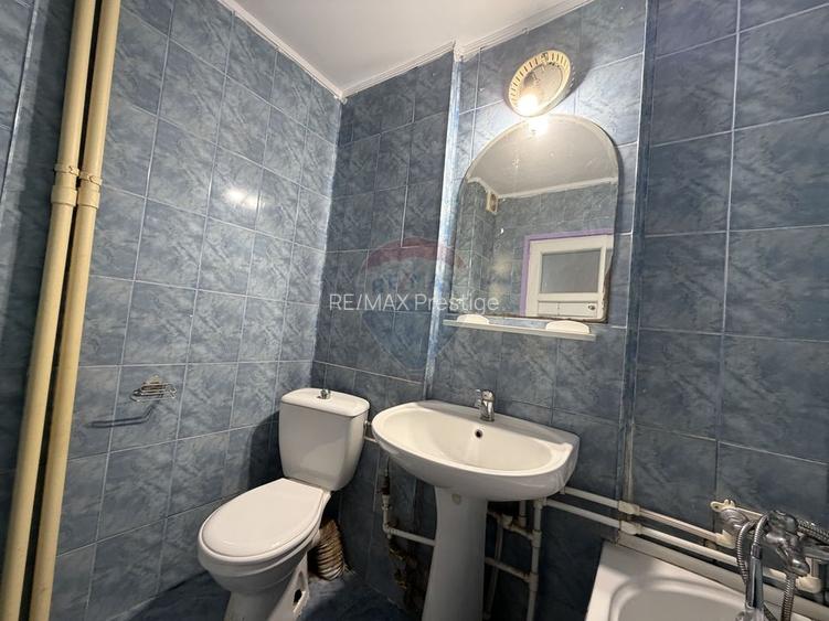 Apartament cu 3 camere de închiriat în zona Giulesti - 8