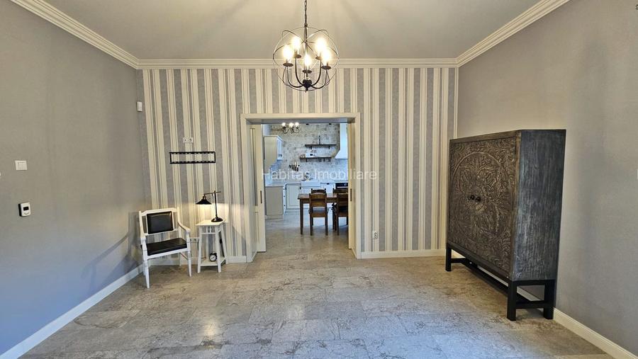 0% comision! Proprietate in vila cu 2 familii, garaj, finisaje moderne - 11