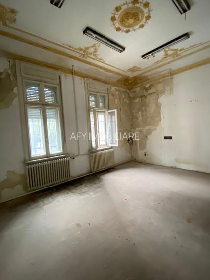 De Vanzare Vila Interbelica, 8-10 Camere, Romana - Zodiac - 6