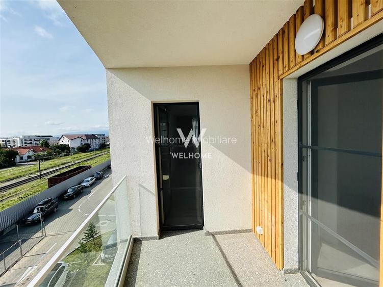 Apartament modern de vanzare - 2 camere, balcon si loc de parcare - 18