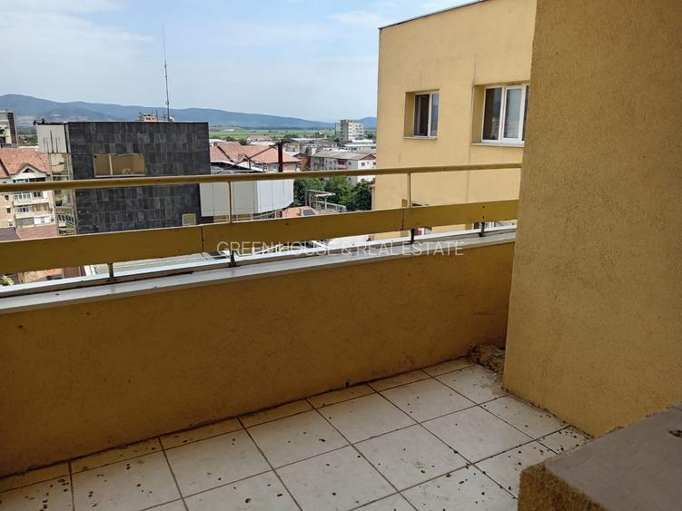 Apartament 3 camere decomandat, Bulevardul Decebal - 7