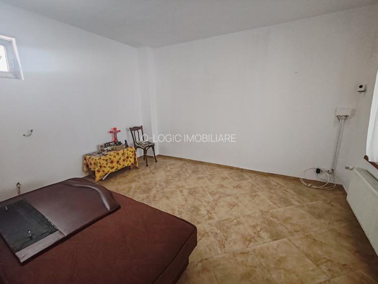 Casa 4 camere libera la vanzare GHIMBAV - zona Garii - 7