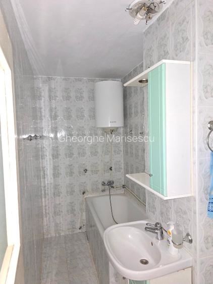 Apartament cu 2 camere decomandat.  - 6