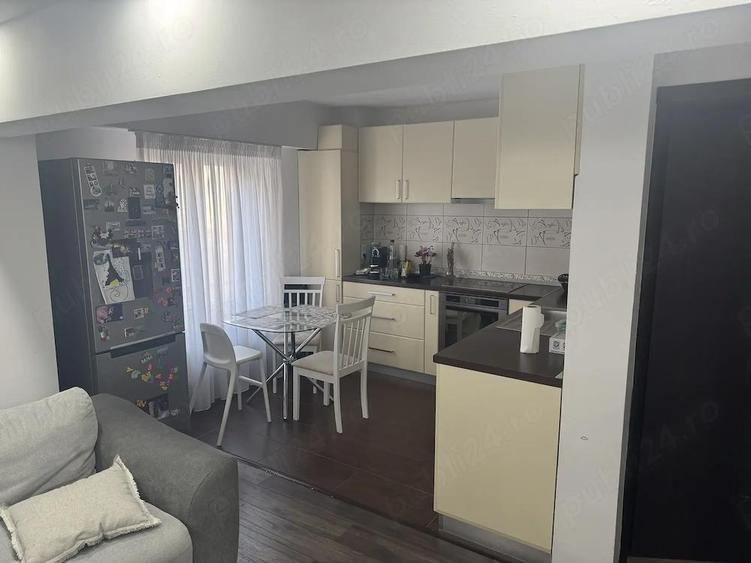 3 camere Calea Calarasilor zona Muncii // Centrala proprie // Loc de parcare