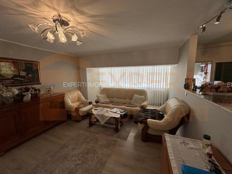 Apartament 3 camere, vedere bilaterala – Zona Trocadero, Constanta - 2