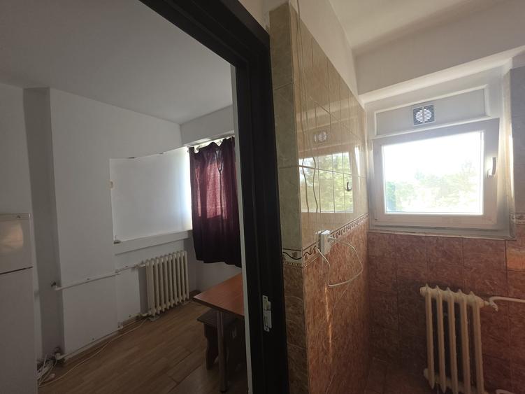 Titan Grigorescu garsoniera et 3/10 sdec mobilat utilata langa metrou la 5 minut
