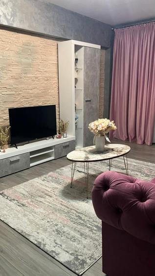 Apartament 2 camere decomandat, zona Segarcea