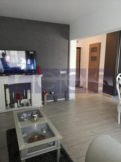 Apartament renovat si decomandat 4 camere | Doamna Ghica-Parc Plumbuita - 3