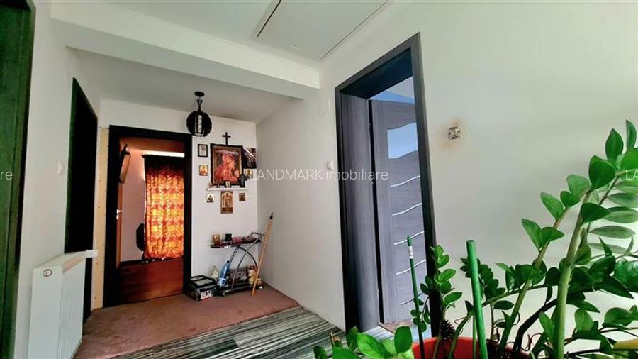 Vila individuala Sanandrei, la asfalt, zona superba - 10