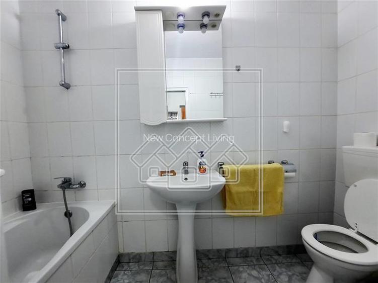 Garsoniera de vanzare in Sibiu - decomandata, balcon - zona Turnisor - 12