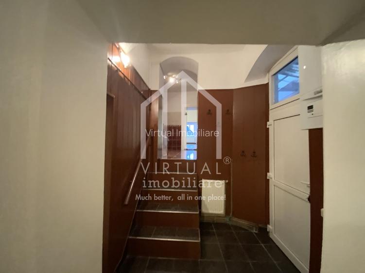 Apartament de vanzare cu 3 camere pivnita,la casa in zona Centrala - 4