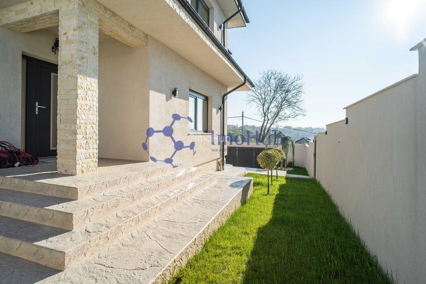Casa exclusivista, Breazu, 244,4 mp, intabulata, toate utilitatile! - 5