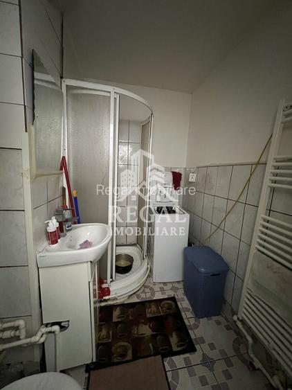 Garsonieră de vânzare – zona Micro 7, demisol - 7