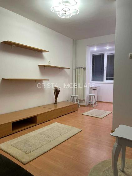 Garsonieră renovată, mobilată, utilată, etaj 1, lângă metrou Titan - 2