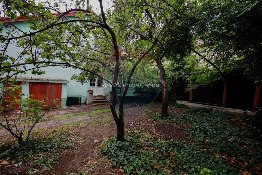 Casă cu mansardă, Ultracentral, N. Jiga, singur în curte, intrare auto - 21