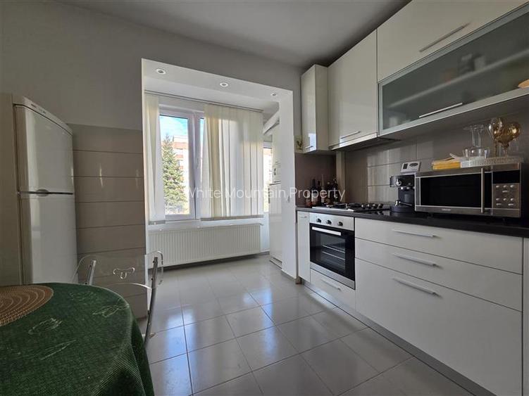 Apartament 3 camere cu priveliste zona Bd. Victoriei - 26