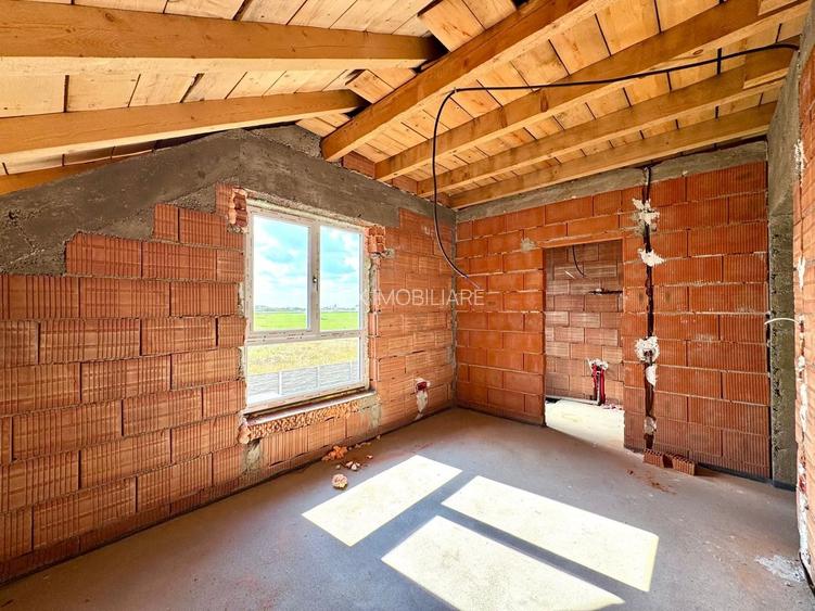 Super pret - Duplex cu 4 camere - teren generos  |Sǎcǎlaz| - 9