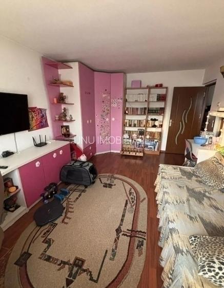 3 Camere Decomandat Mobilat zona LIDL Nicolina Prima Statie - 4