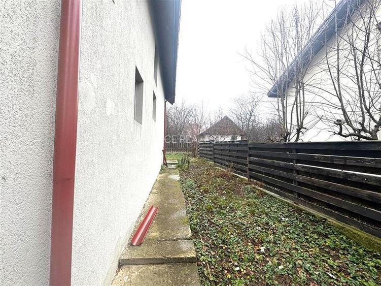 Casa 4 camere, intabulata, Valea Lupului, zona buna. - 31