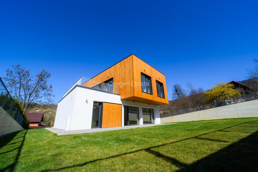 Vila superba intr-o zona exclusivista, zona Episcopiei, premium, 2025 - 2