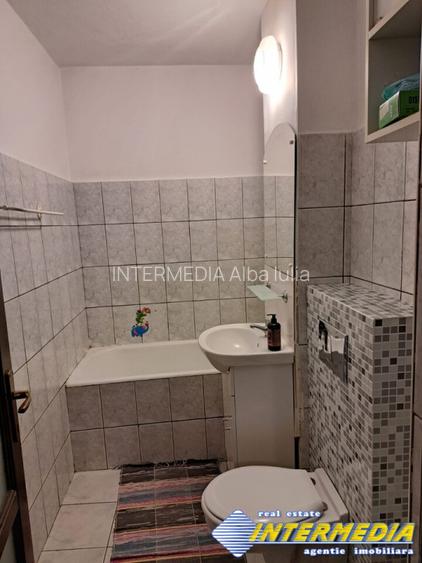 Apartament 3 camere decomandat de inchiriat Alba Iulia zona Centru - 8