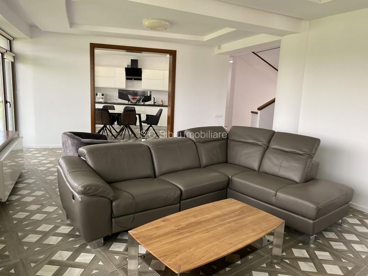 Vila de lux cu piscina si spa Cisnadie super view - 5