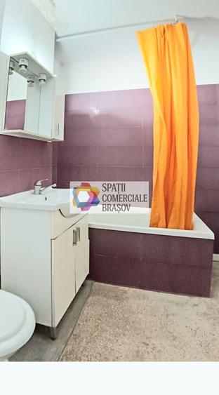 Apartament 3 camere de vânzare Brasov, zona Racadau, 77 mp, Spatii-comerciale-bv