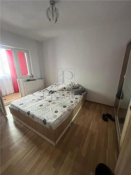 UMT - MUZEUL SATULUI - 3 CAM - ETJ.3 - 2 BAI - 2 BALCOANE - IZOLAT - SPATIOS- - 7