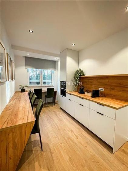 Apartament de 4 camere Victoriei cu terasa - 3