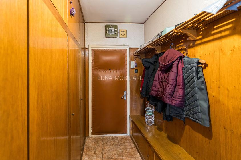 Apartament cochet de 2 camere, bloc reabilitat, etaj intermediar - 11
