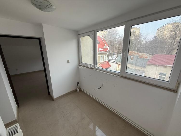 Casa de inchiriat - Ultracentral 324 mp utili + curte  - 10