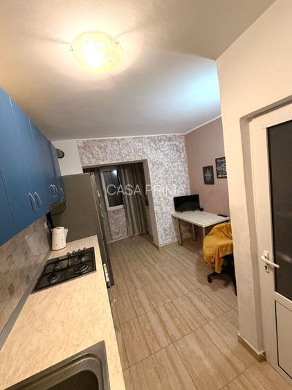 Apartament 2 camere decomandat, 65 mp, CT, PVC, living 20 mp, etaj 1 - 2