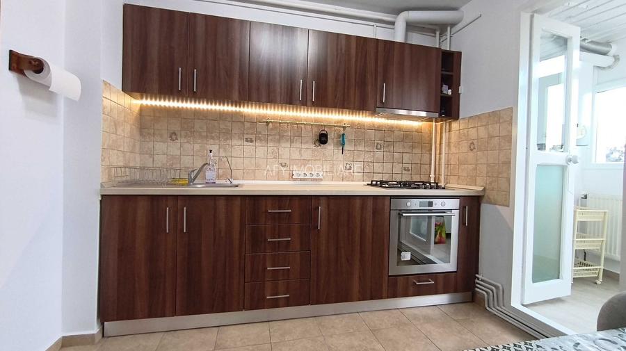 apartament 3 camere decomandat, situat in Tei - 4