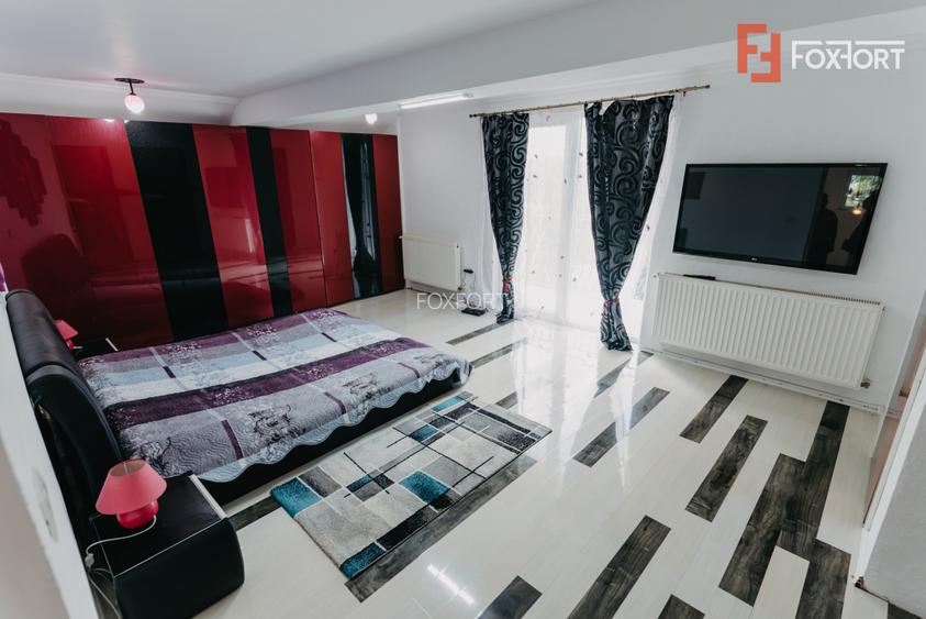 Casa individuala cu 8 camere si lac cu pesti, teren 4424 mp - Jebel - 26
