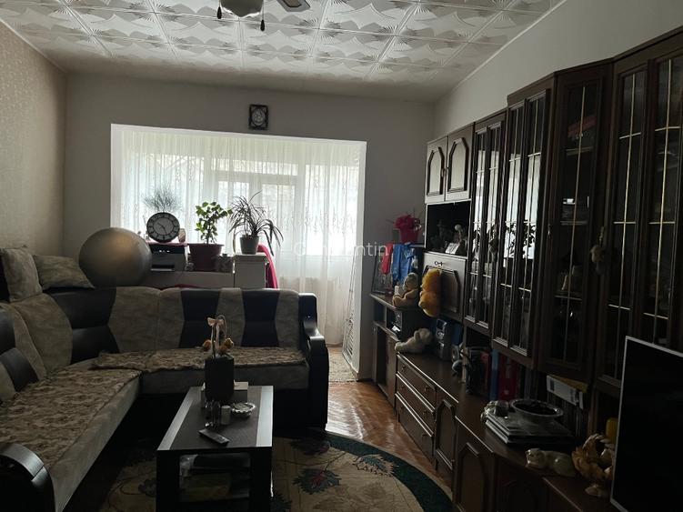 Vând apartament 2 camere Balș Olt - 6
