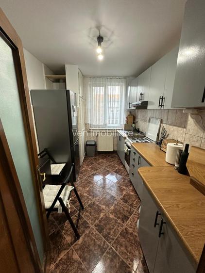 Apartament 3 camere decomandat, zona Big - 3